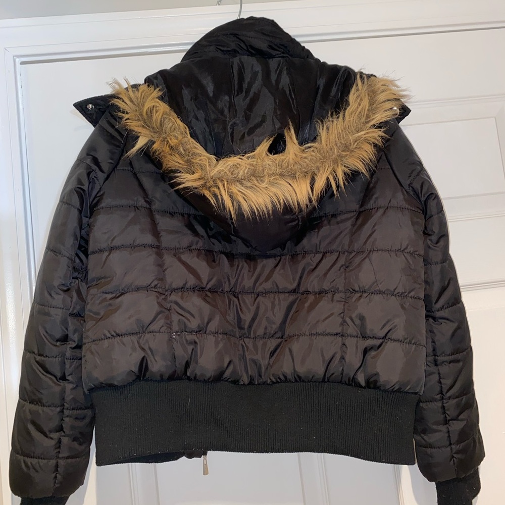 Black Puffer Jacket (GirlsM) (WomensS) Used- Great Condition